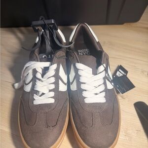 Women’s Brown Sneakers